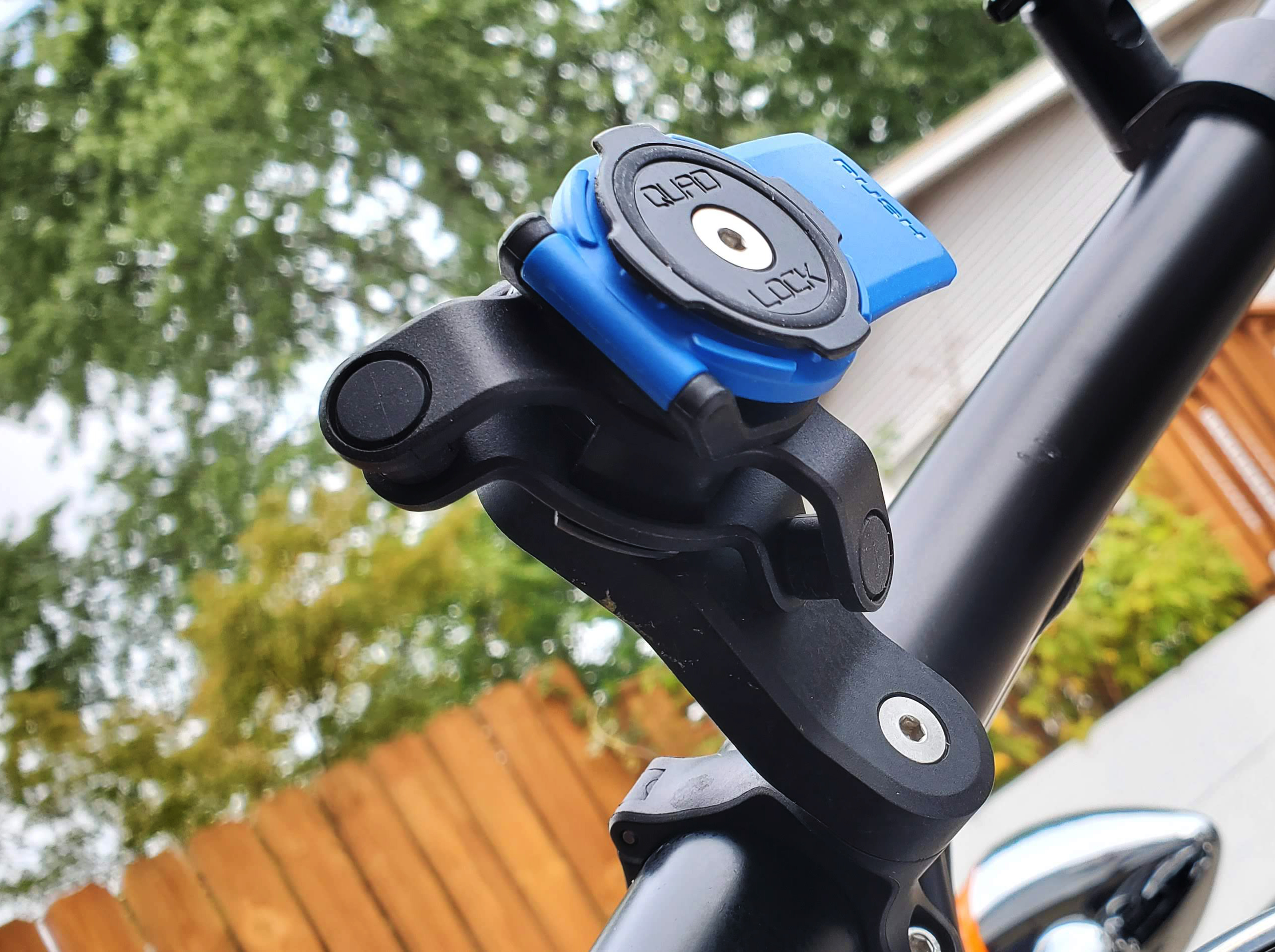 Quad Lock Cycling Phone Mount In-Depth Review