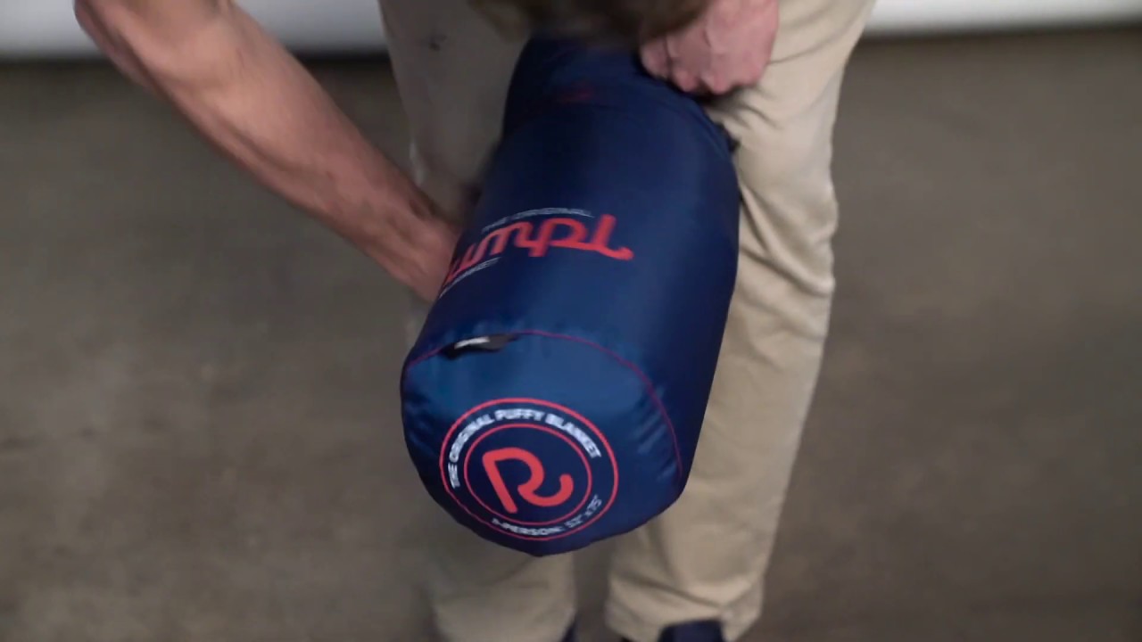 How to roll your Rumpl blanket