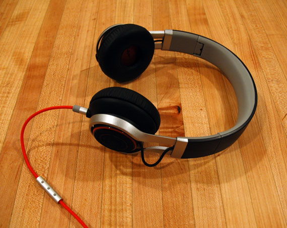 Jabra Revo Review