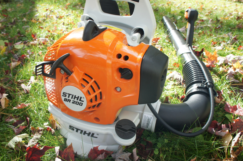 STIHL BR 200 Review