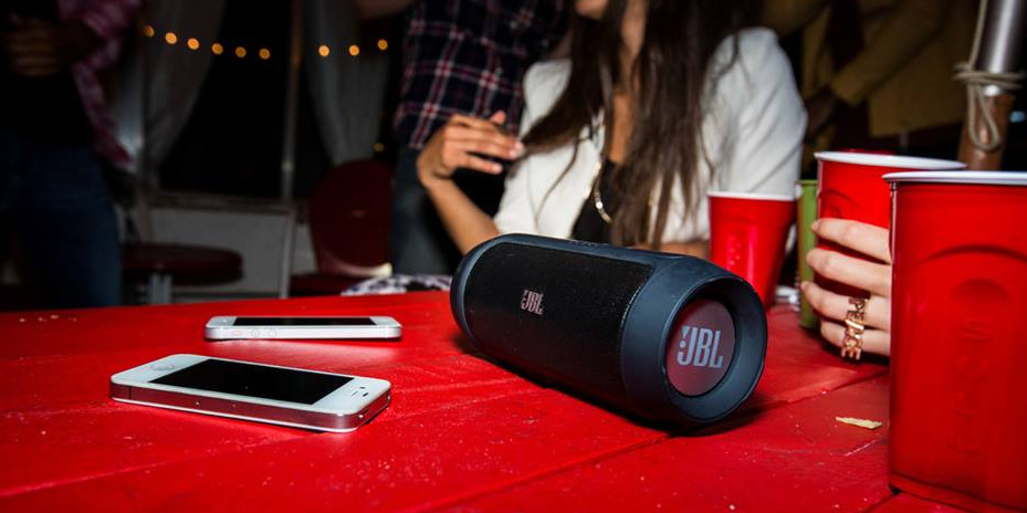 jbl-charge-2-review