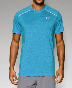 Men's-UA-HeatGear®-ArmourVent™-Run-V-Neck-Short-Sleeve-T-Shirt_busted-wallet
