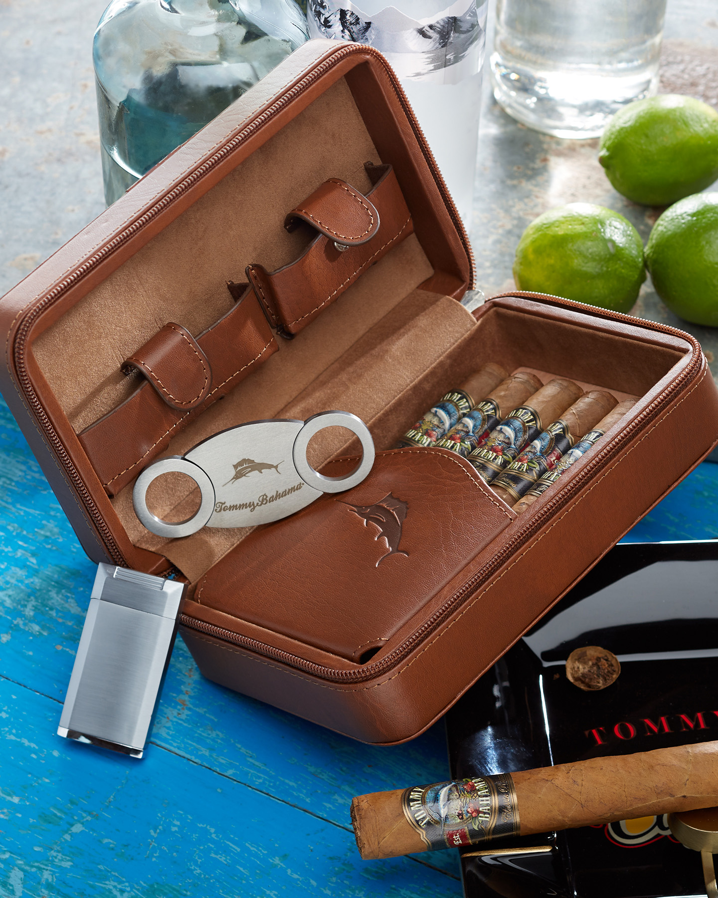 Overnight Cigar Case by Tommy Bahamajpg