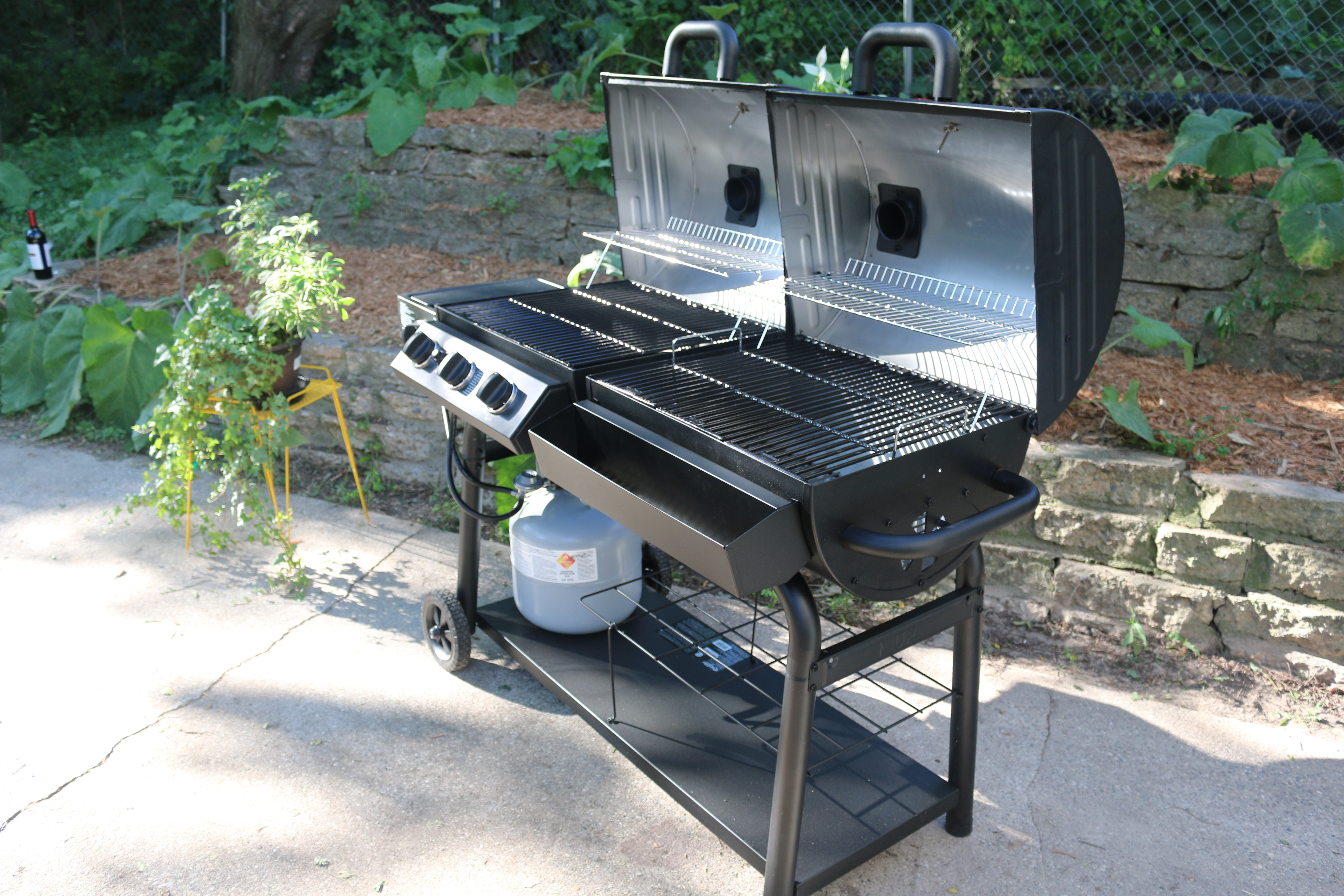je bent Continent Hoogte Char-Griller Duo 50-50 - Grill Review | Busted Wallet
