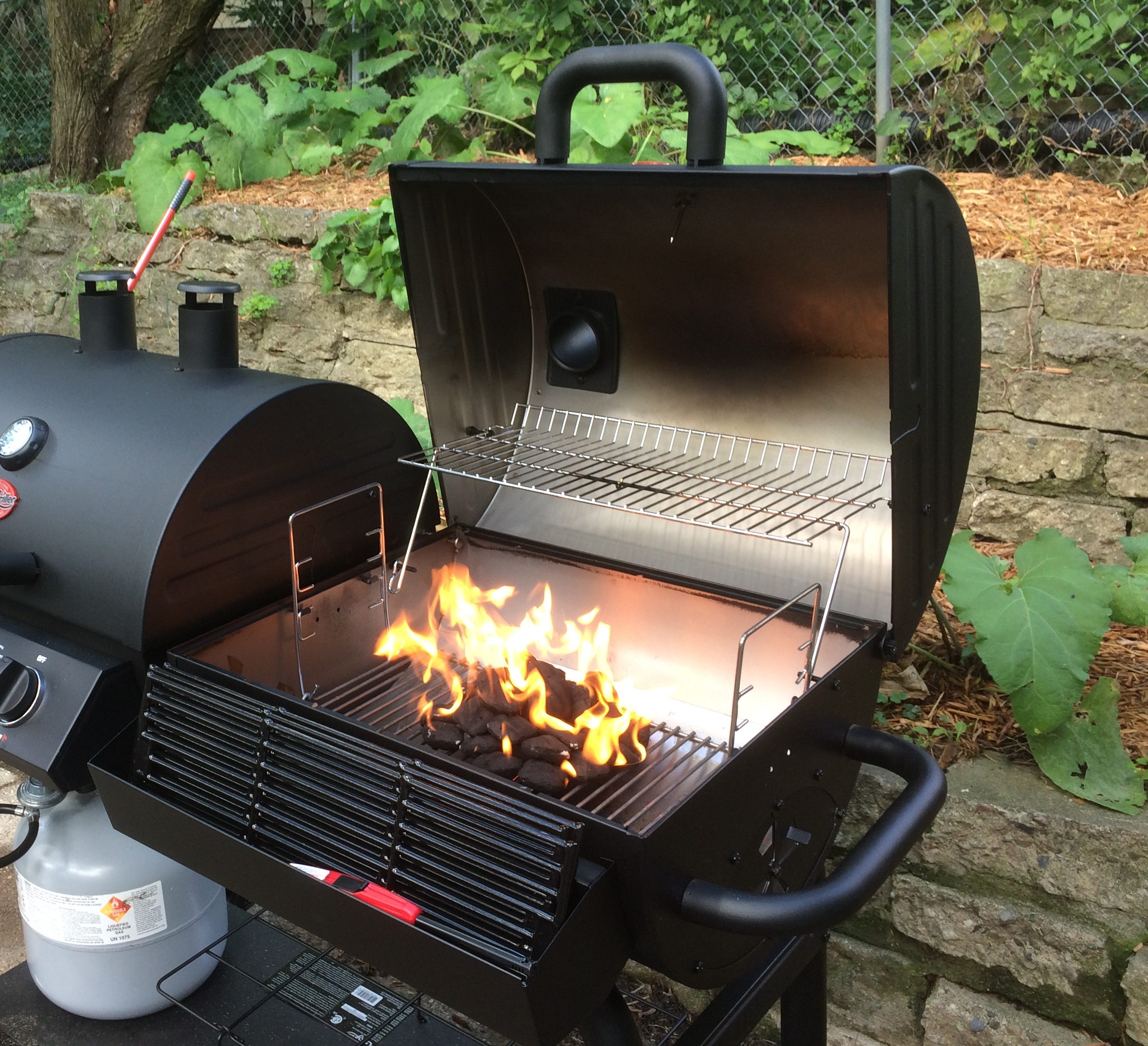 char griller super pro 29 in barrel charcoal grill