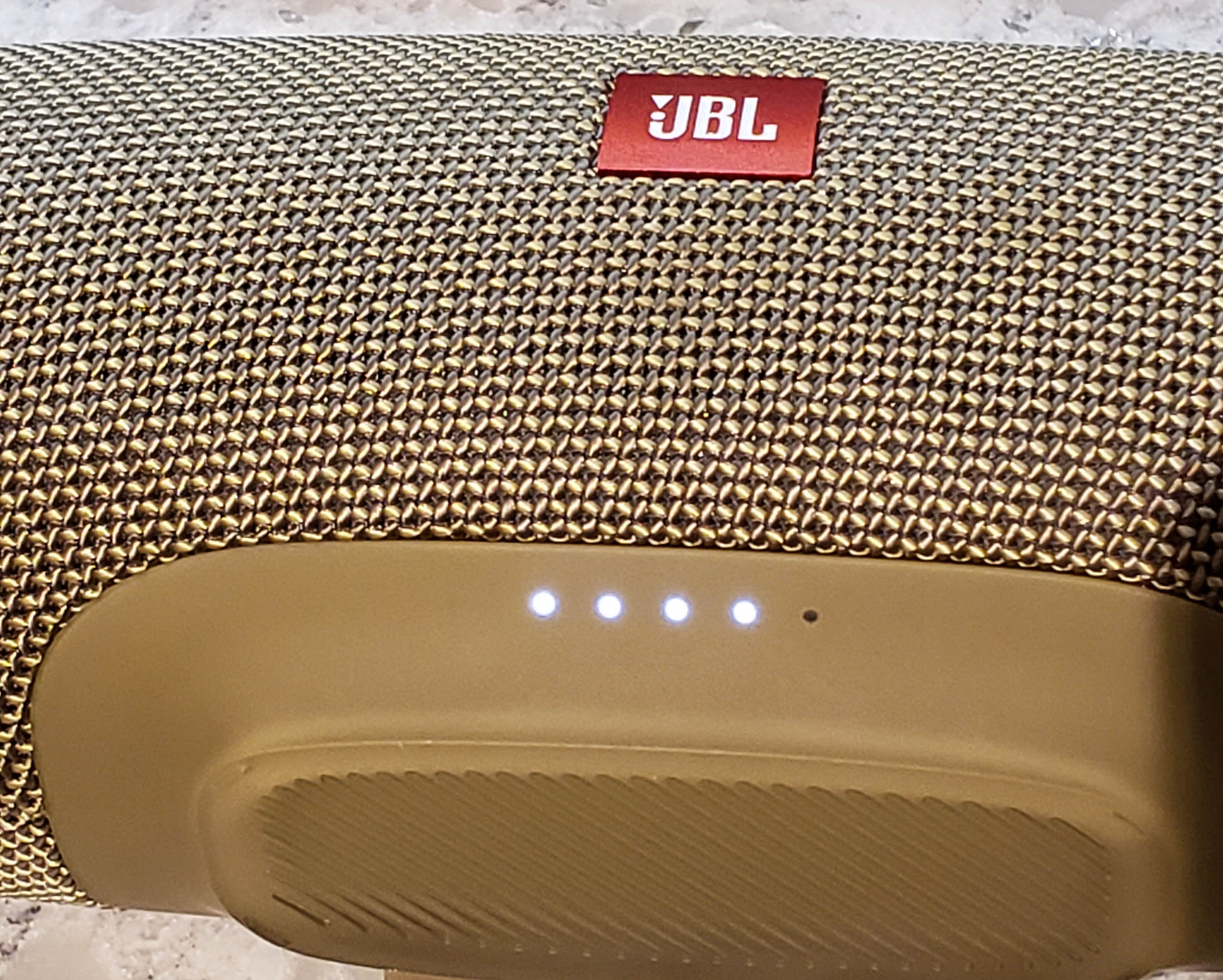 JBL Charge 4 - Tech Review