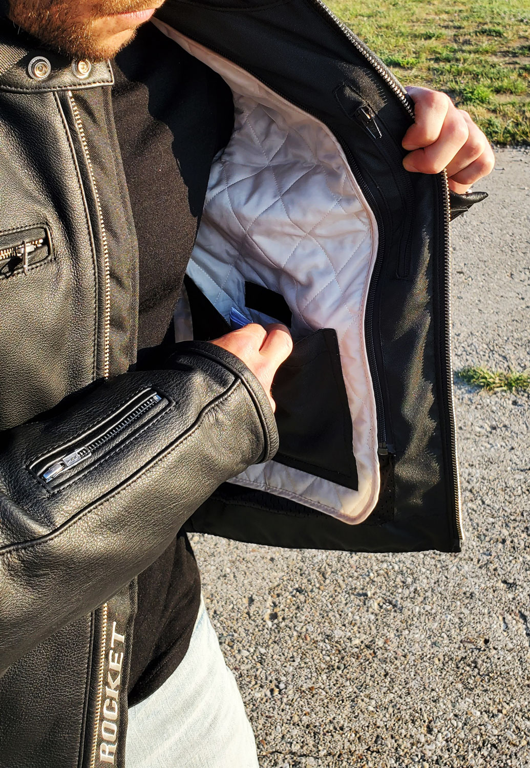 https://bustedwallet.com/wp-content/uploads/2020/07/joe-rocket-jacket-inside-pocket.jpg