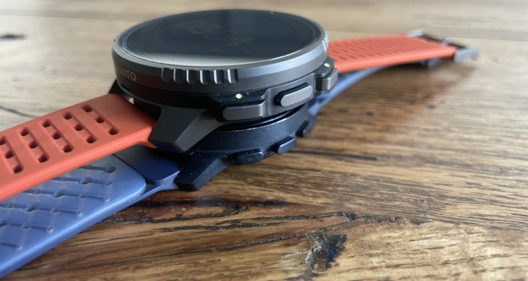 Suunto Vertical_Buttons 2 | Busted Wallet